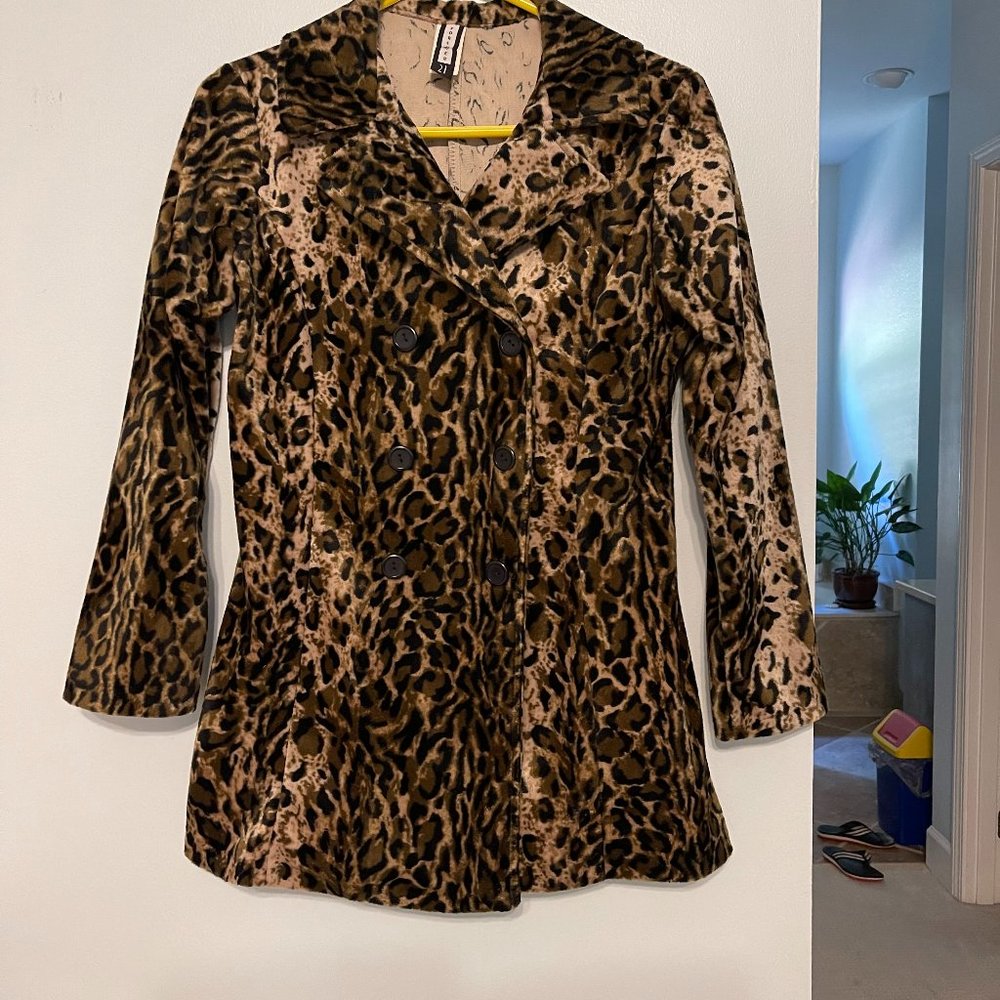 Forever 21 - Women's Jacket/Coasts Size S